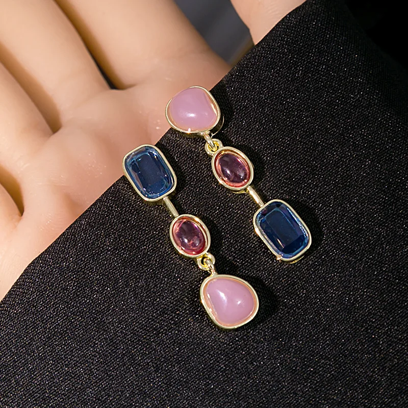 Antique High-Grade Niche Design Stud Earrings Fresh Color Tassel Stitching Fashionable High Contrast Color Pearl Jewelry Gift