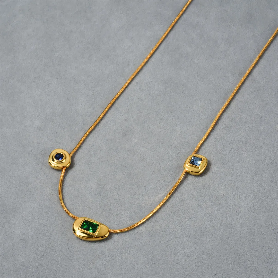 Vintage French Crystal Necklace French Personality Snake Necklace Light Luxury Irregular Geometrical Gems Choker Necklace