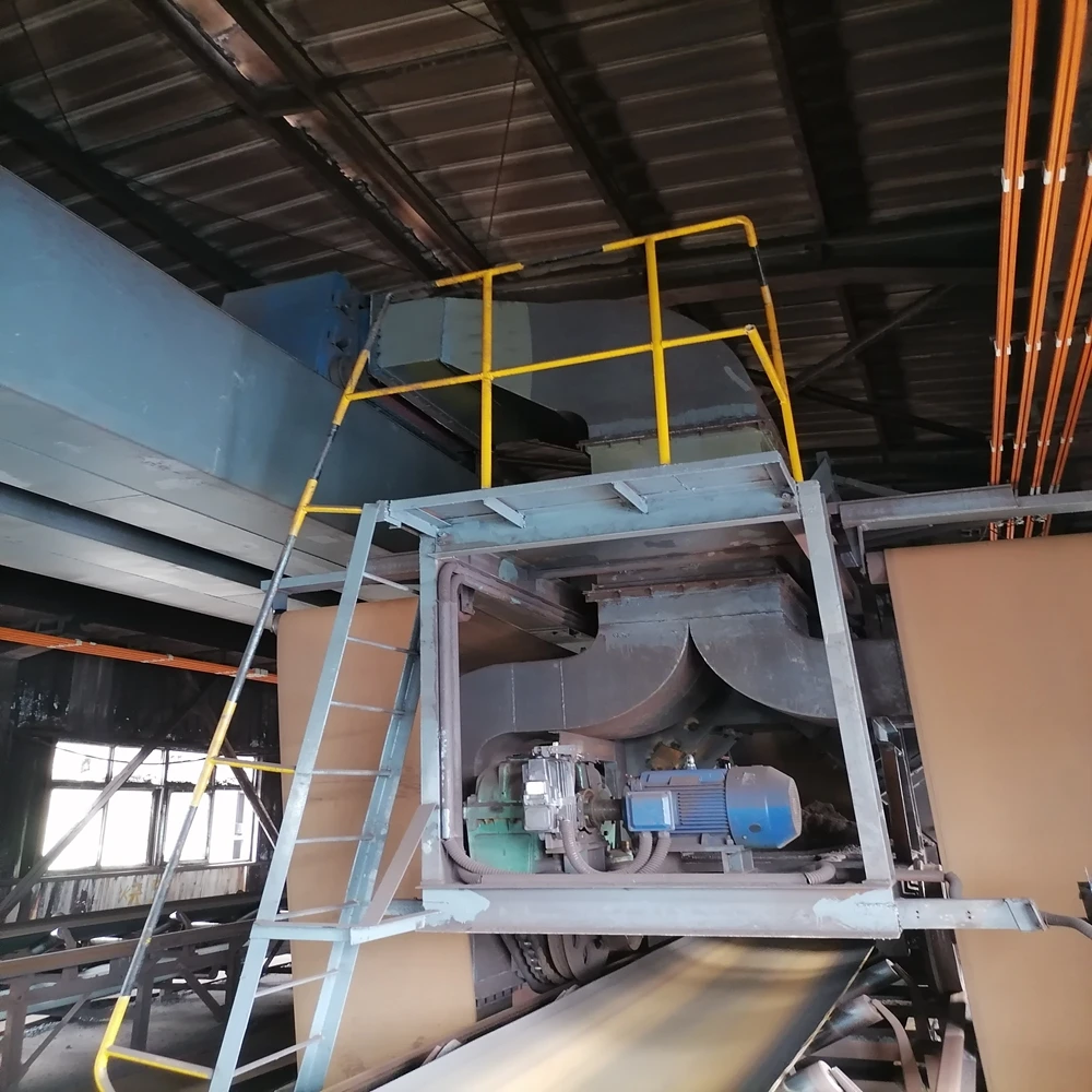 Efficient and easy-to-use industrial and mining dust removal ventilation slot