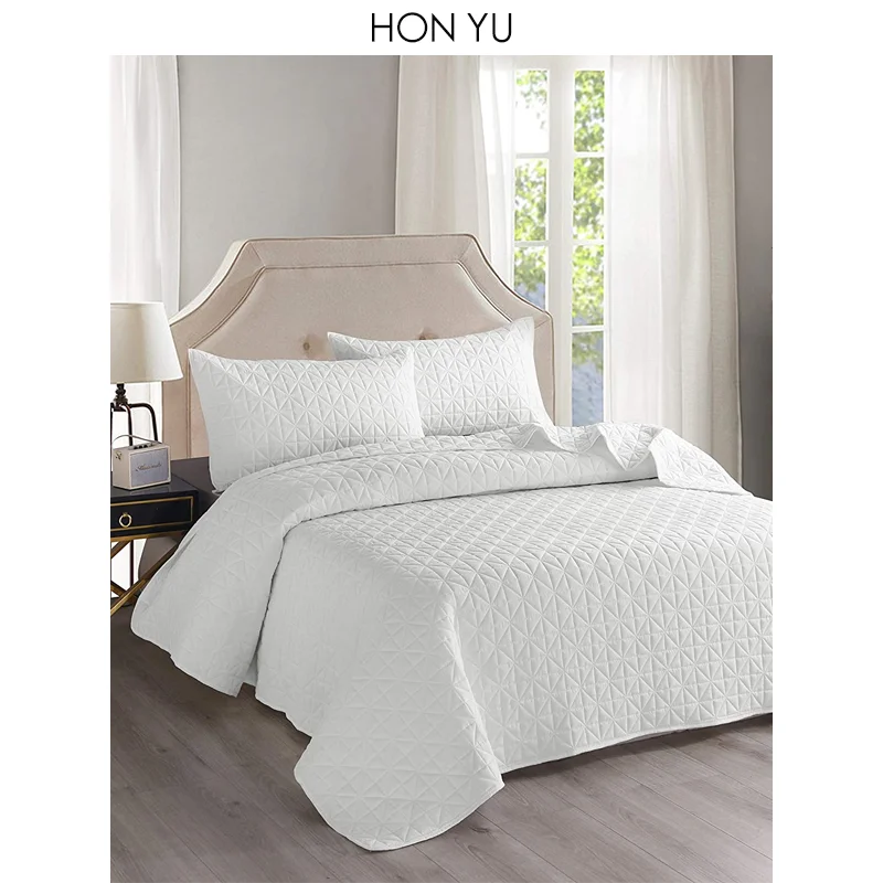 3 Piece King Size Soft Lightweight Reversible and Hypoallergenic Quilt Set as Bedspread, Coverlet, Bed Cover with Pillow Shams