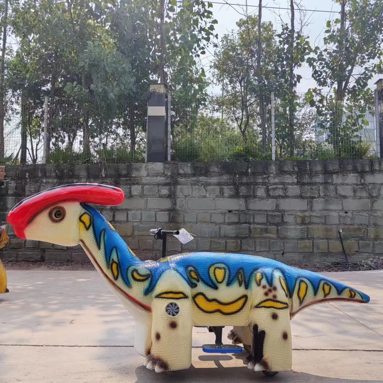 Token Coin Operated Electric Animatronic Walking Dinosaur Cartoon Ride Car