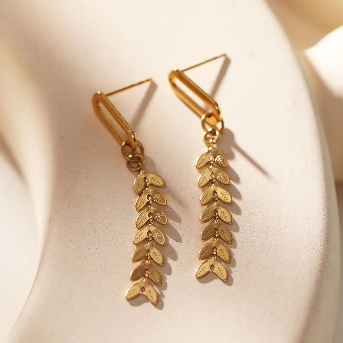 Spiral Round Stainless Steel 18k Gold Plated Stud Piercing Jewelry Full Diamond Double Helix Twist Hoops Earrings