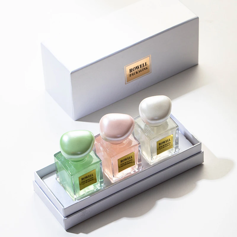 luxury modern design macaron color square shape perfume bottles 25 ml glass spray perfume bottles mini with unique lid