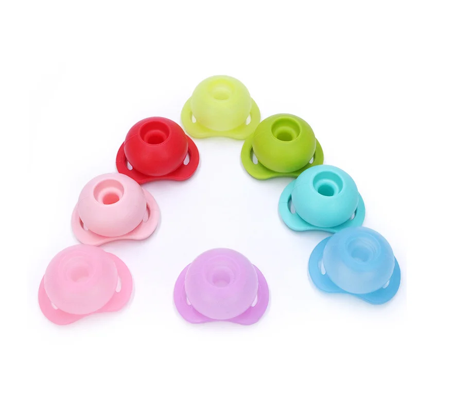 Dongguan Factory Wholesale Food Grade Silicone Newborn Pacifier