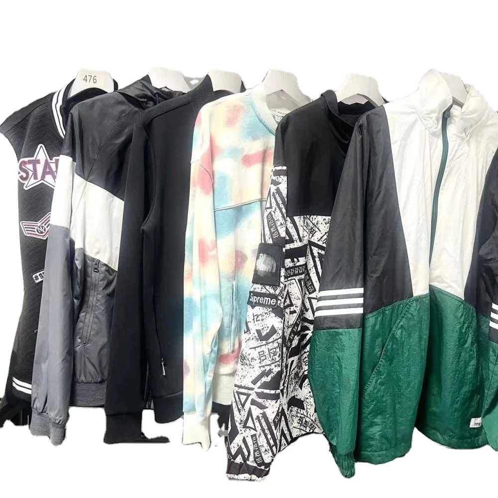 Мужская тонкая куртка