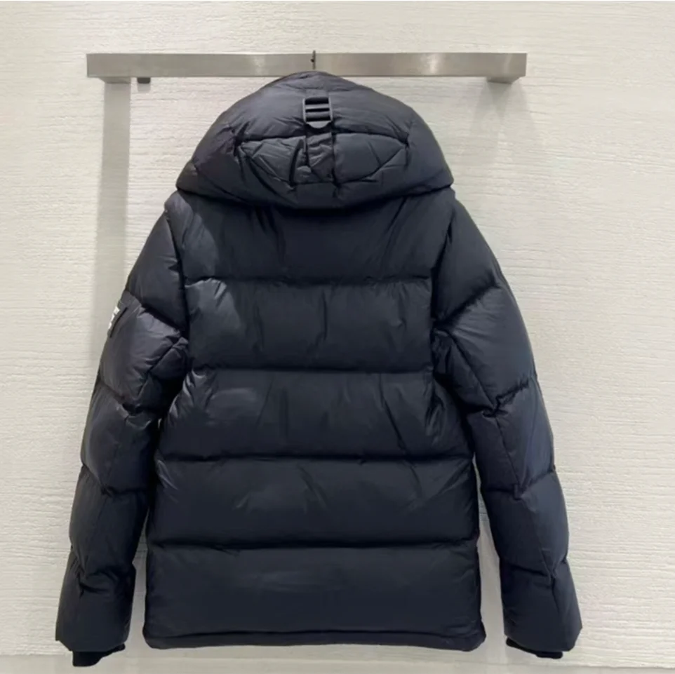 Mens Winter Outdoor down Coat New Fashion Detachable Sleeve Thickened Waterproof Windproof Color Matching Hooded Puffer Jacket