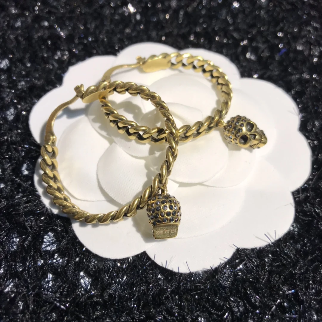 Alexanderxx McQueens Factory New Ins 925 Silver Twisted Wire Gollum Head Inlaid Zircon Large Earrings Holiday Accessories