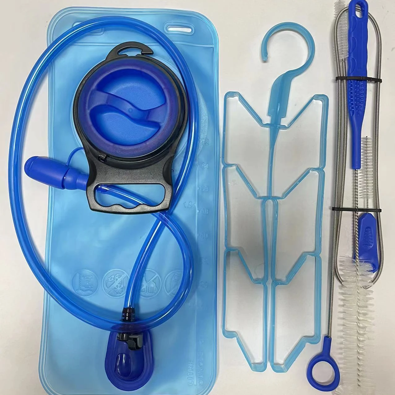 JIAYI Wholesale 4-In-1 Hydration Bladder Water Bag Tube Brush Bottle Tools Cleaner Cleaning Kit
