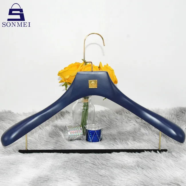 suit wood hangers ,.jpg