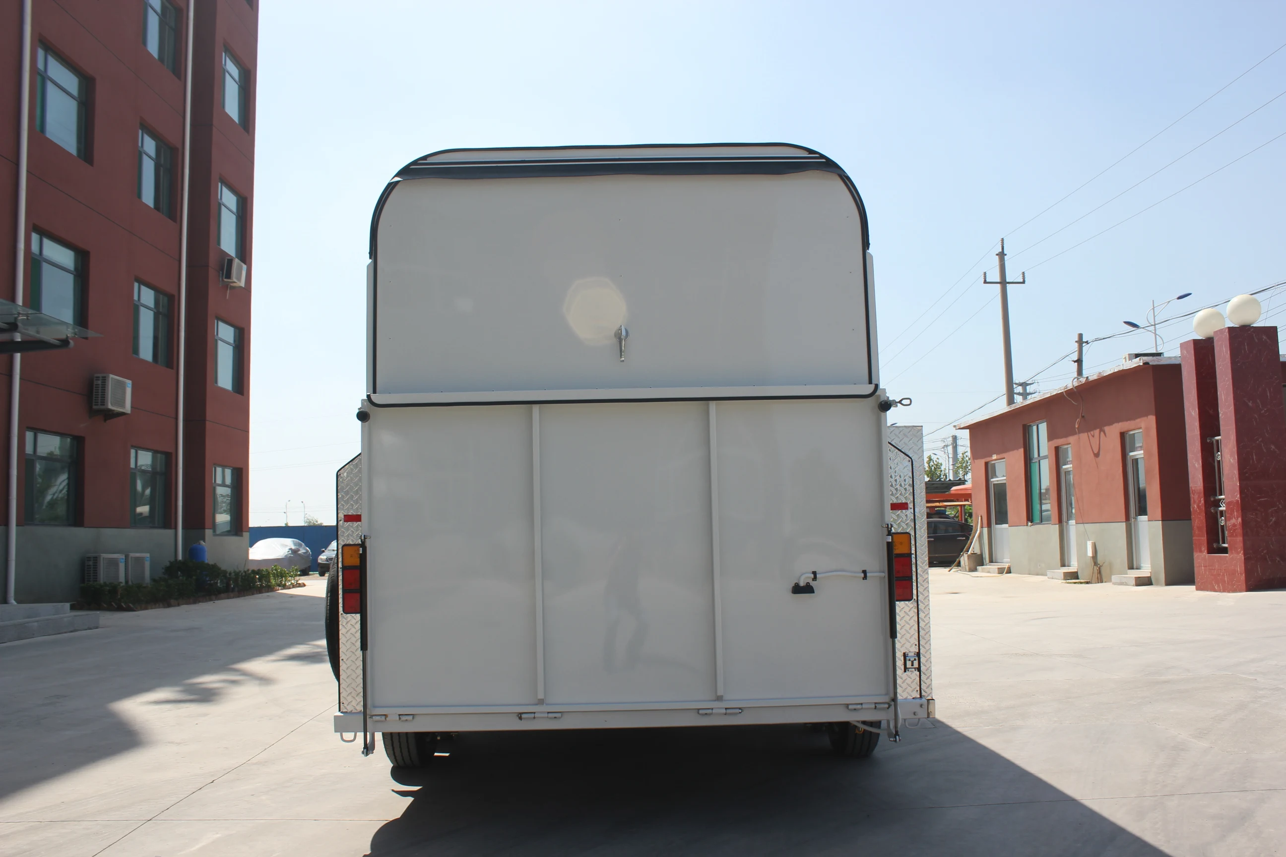 
premium quality 3 horse angle load trailer deluxe Horse float robust construction 