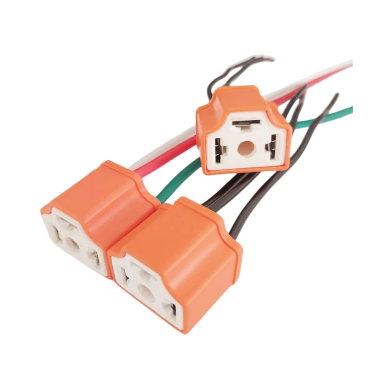 Wholesale LED H7 h4 fog Headlight Bulb Connector Plug Socket for Auto Car Truck ceramic H7 h4 9005 9006 LED H7 socket adapter