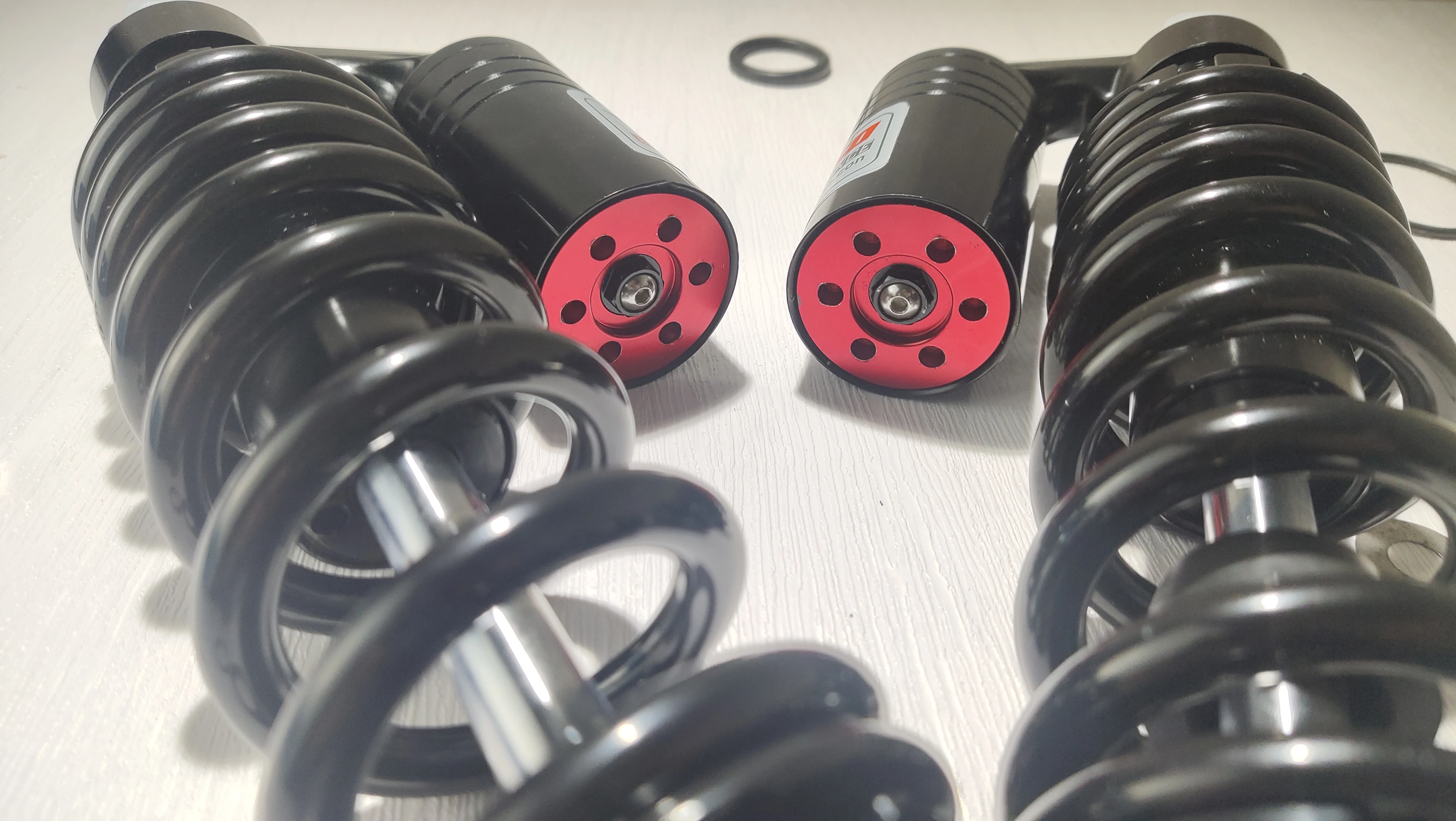 escooter rear shock absorber with airbag spring preload suitable for mountain bike