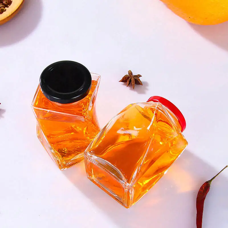 Putian stock food containers  300ml glass square storage honey jam candy glass jar with metal lid