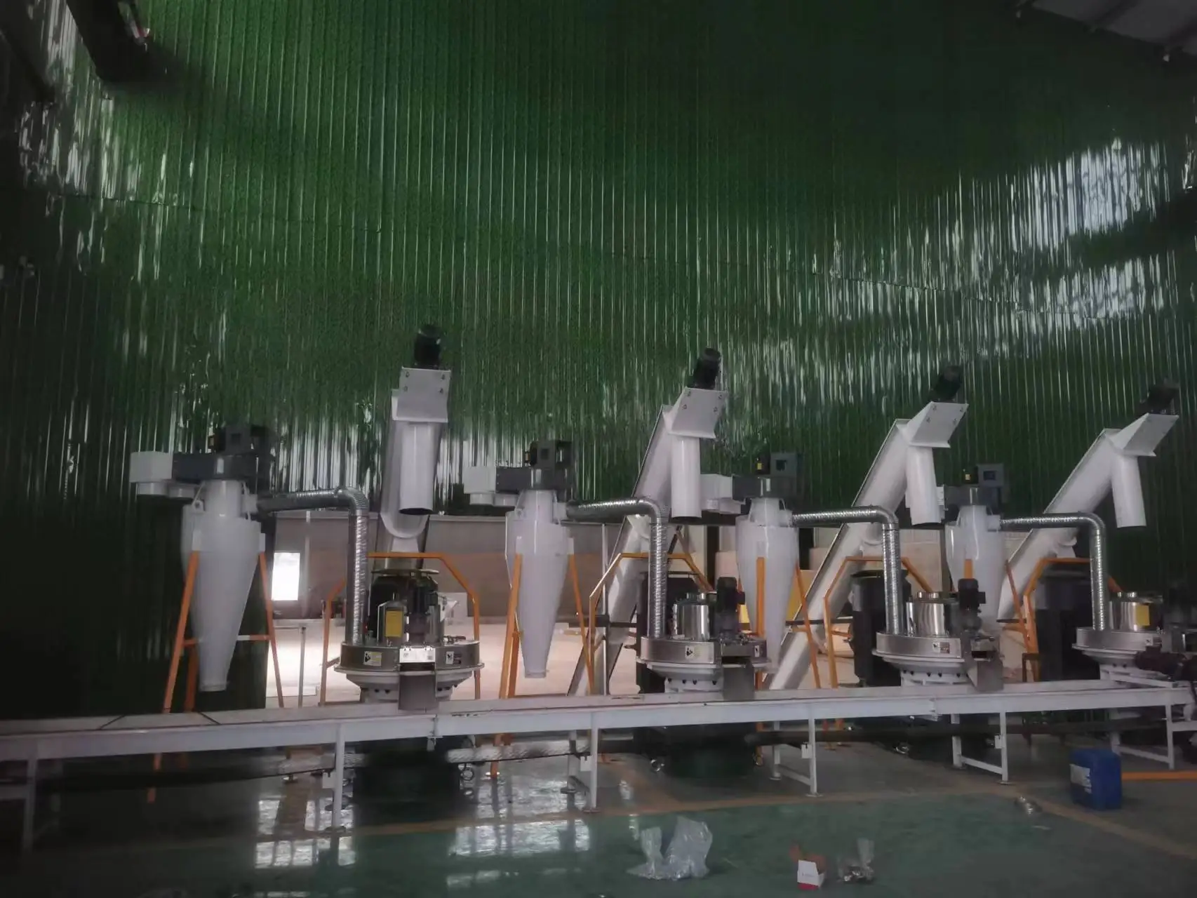 Widely Selling 10-20ton/hr Pellet Line Biomass Machine Pellets Line with CE