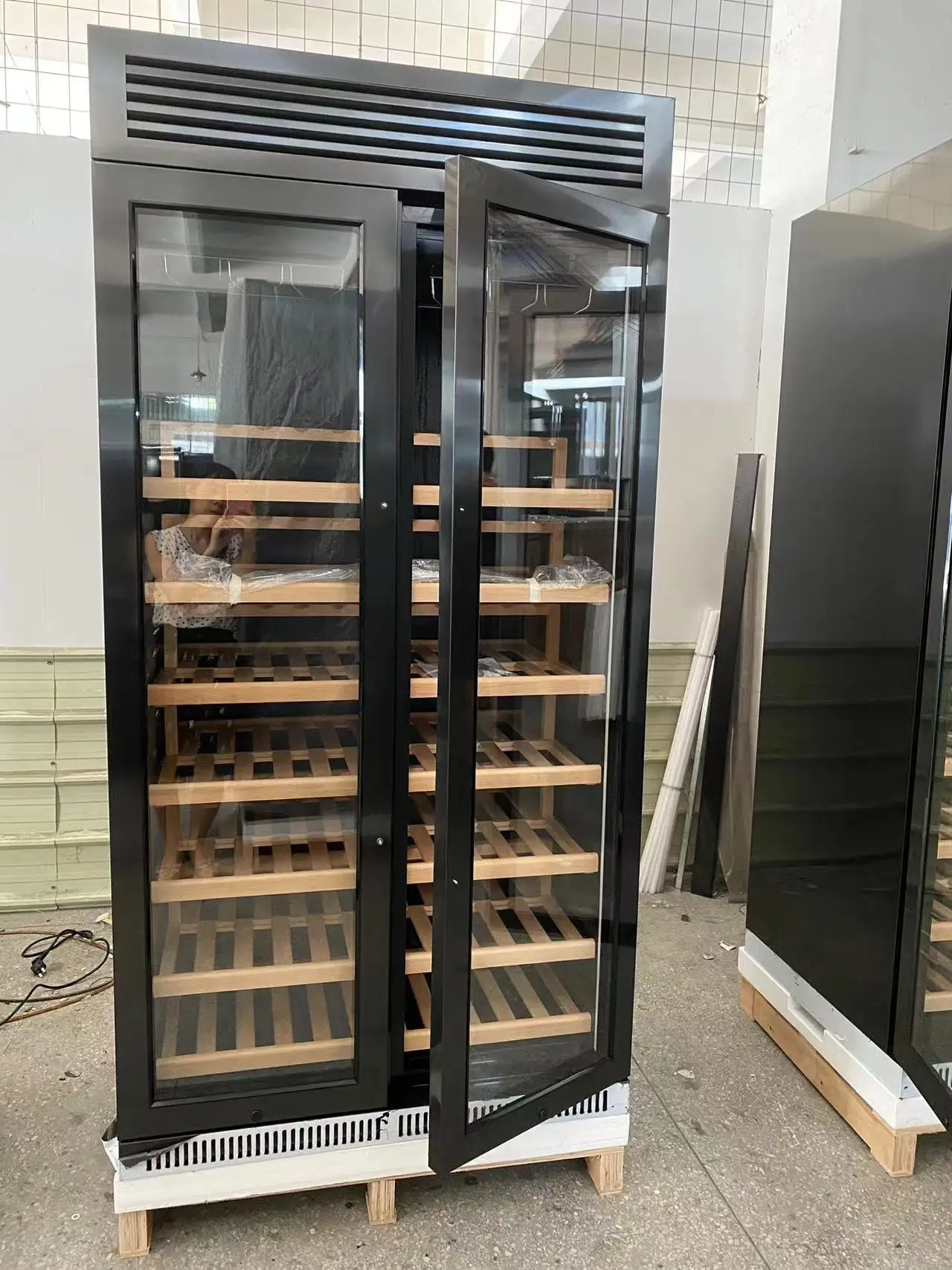 Лучшее качество 320 бутылки винный погреб кулер из нержавеющей стали горячая распродажа