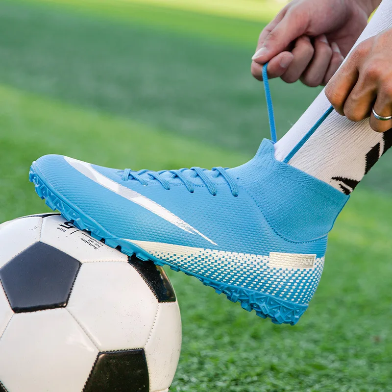 Wholesale of football shoes at low prices with long and short nails for youth training factory direct sales