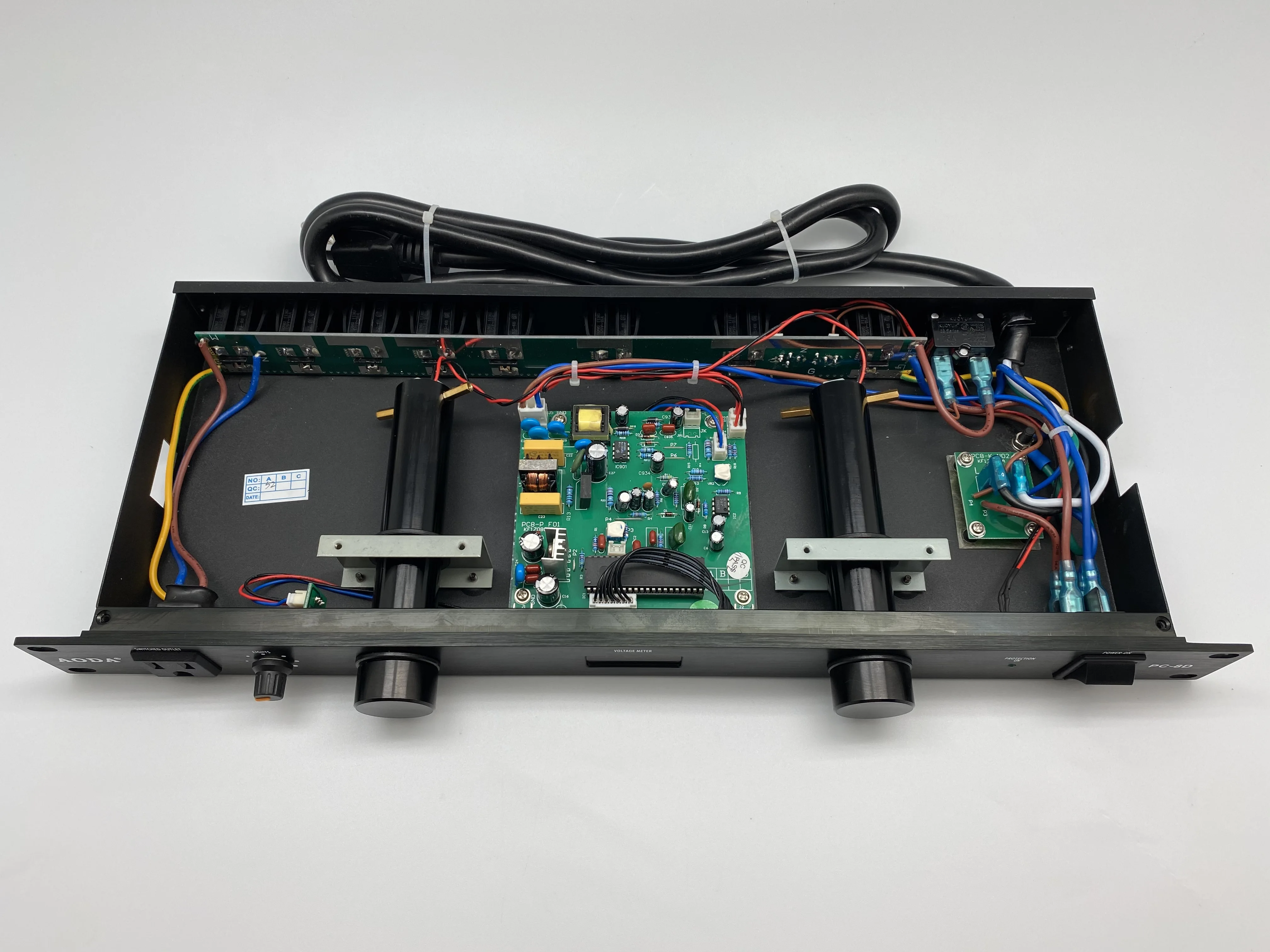 AODA Pro аудио PC-8D Профессиональный распределитель питания процессор наружная сторона цифровой светодиодный вольтметр 8 каналов выходов 50