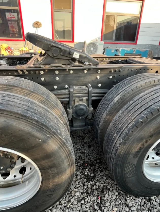 Тягач 6x4 Euro III Классическая серия 430 л.с.