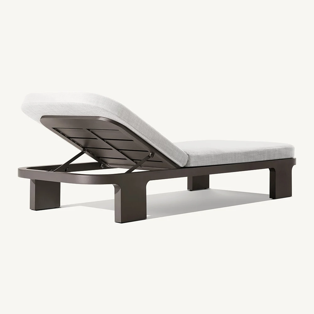 Decoout Luxury Outdoor Furniture Aluminium Excellent Quality Sun Loungers Swimming Pool Outdoor for Hotel Resort