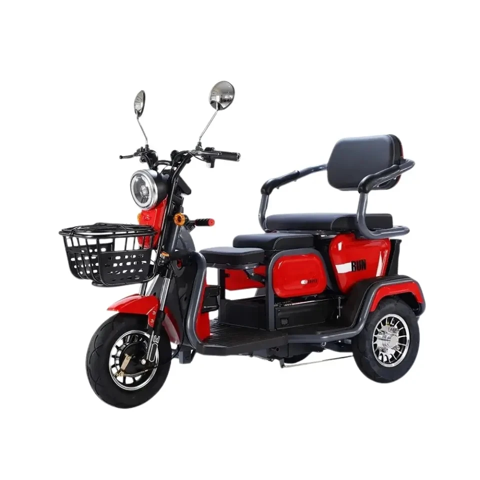Three-wheeled leisure mobility scooter high-quality new design elderly passenger folding three-wheeled electric motorcycle