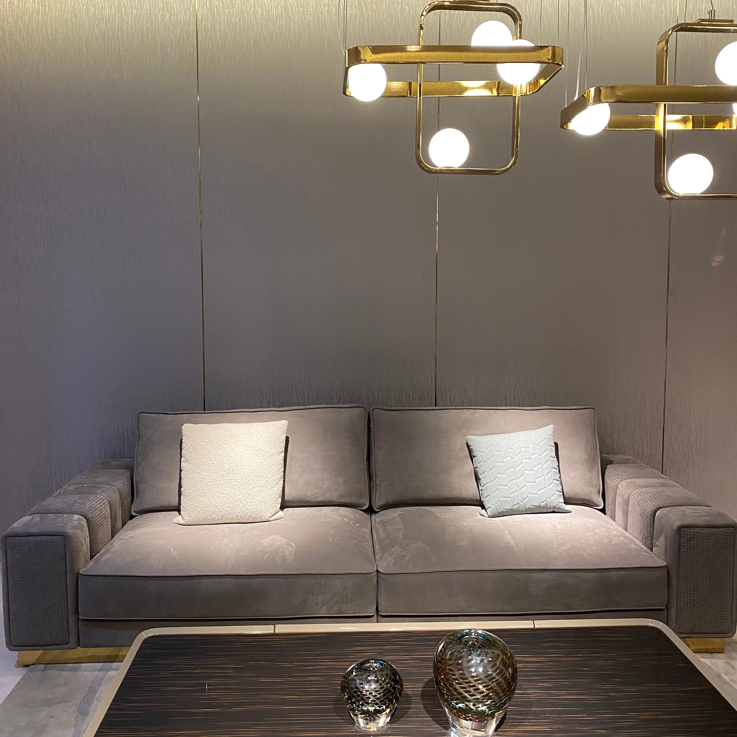 BV Weaving Process Frosted Cowhide Sofa High-End Italian Luxury Living Room Furniture for Villa Living Room