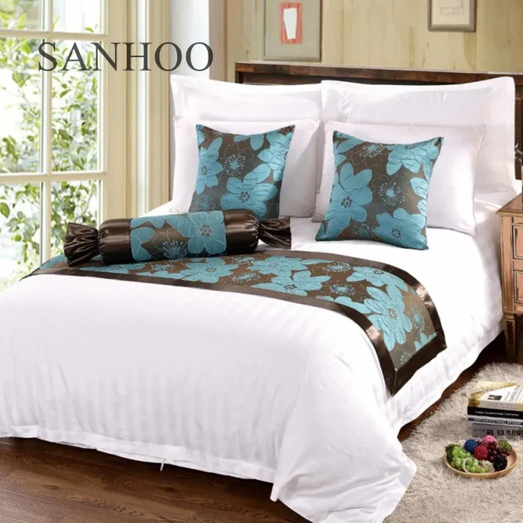 SANHOO Wholesale 5 Star Hotel Embroidery Luxury Decorative Throw Pillow Case Bed Flag Set