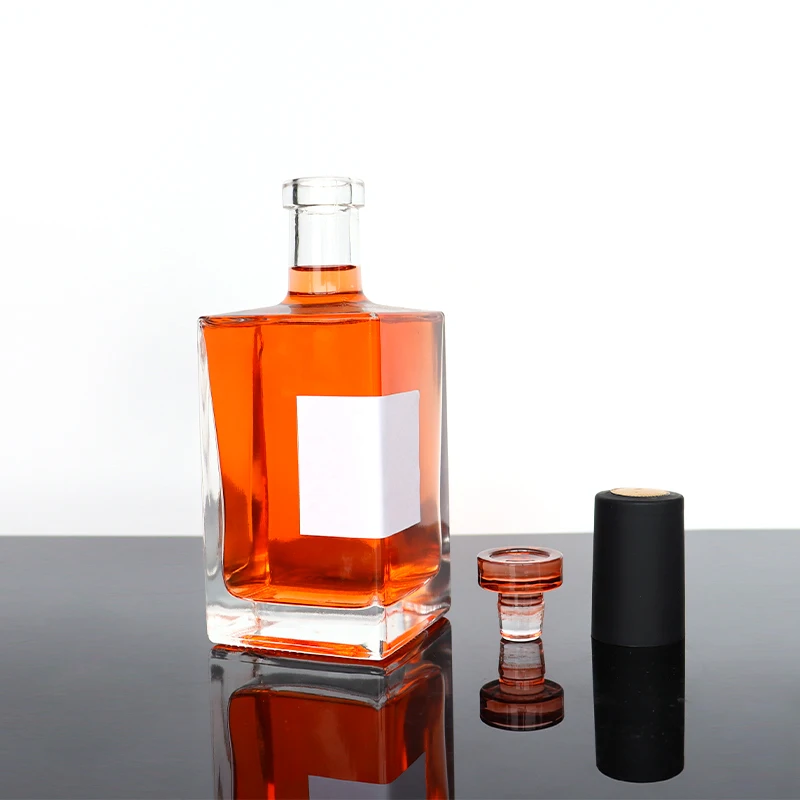 Sealed Empty Clear Matte Black Glass Liquor Bottle For Liquor Rum 500ml 750ml Nordic Gin Whiskey Vodka Liquor Spirit Bottle