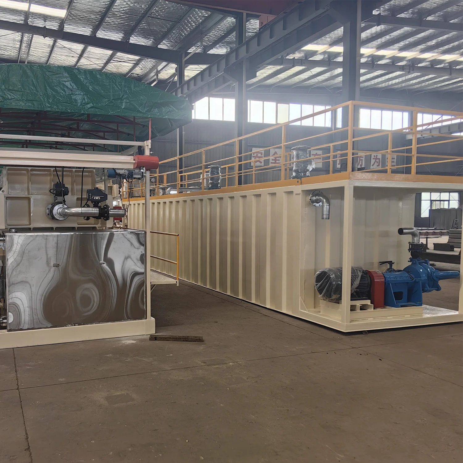 Automatic membrane filter press with belt conveyor and auto dosing flocculation device