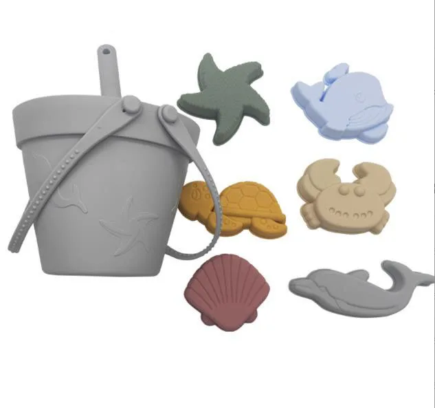 BPA FREE Portable Silicone Sand Bucket Toys Customized Silicone Beach Toys Silicone Bucket Pail and Spade sets