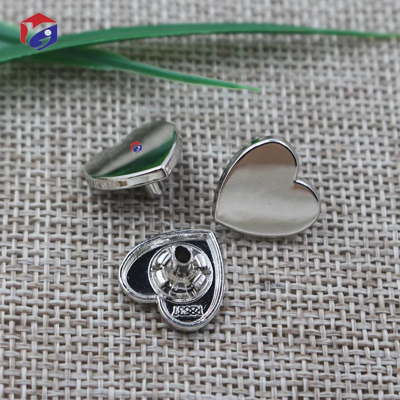 Heart Snap Button for Leather Jackets Jeans Handbags Heart Buttons Gold Sliver Nickel Lead Free 4 Parts Shank Metal Buttons