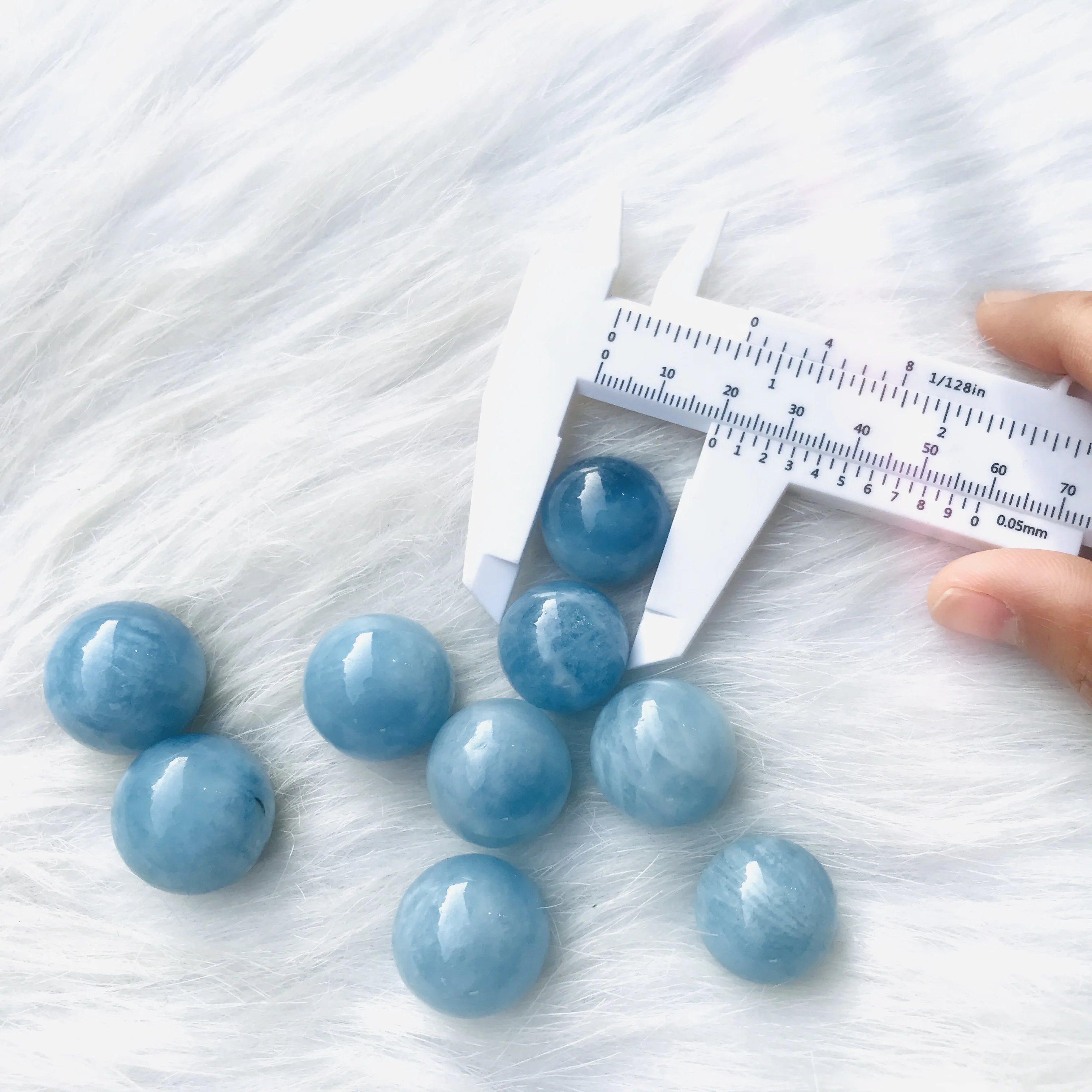 Wholesale Natural high quality quartz Ball Reiki Aquamarine Crystal Ball for decoration
