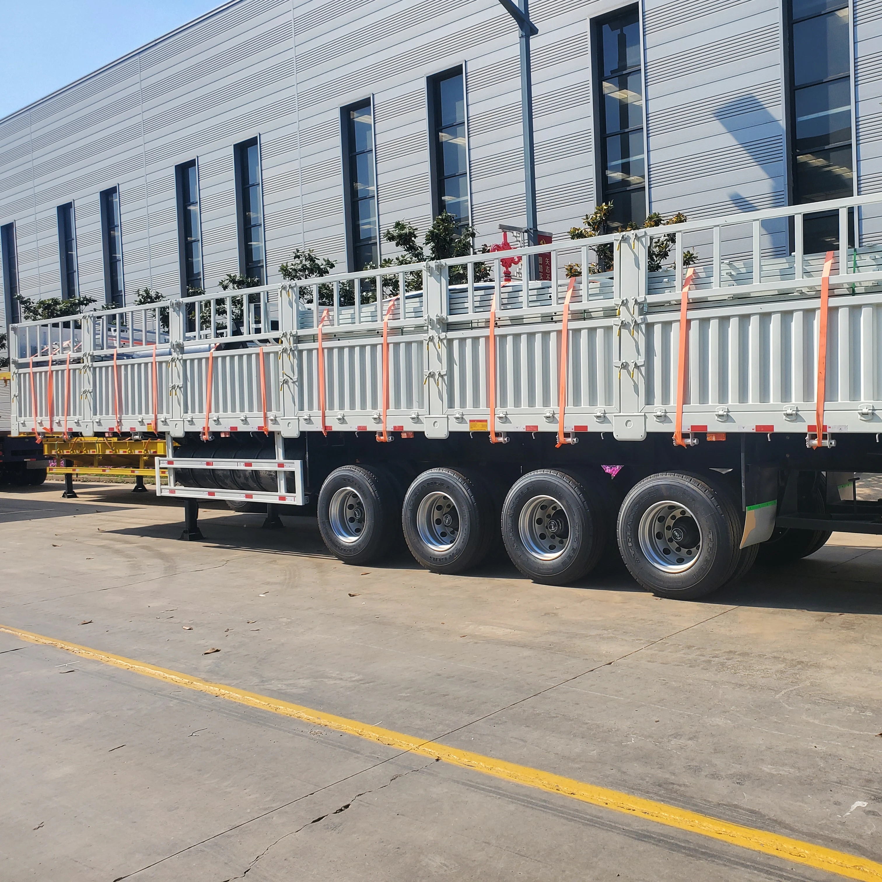 Axle Fence  Trailer with Enclosed Pickup Side Wall Cargo Transport Truck Container Semi Trailer 3 Axle 4