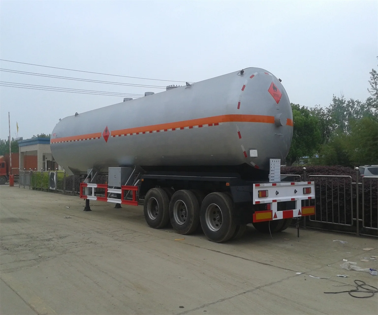 LPG tanker trailer (5).jpg