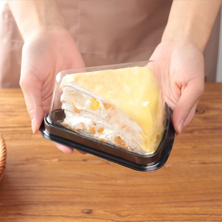 Hot Sale Disposable Transparent Cake Box Container Triangle For Party Ice Cream Yogurt Mousse Dessert Cup With Lid And Spoon