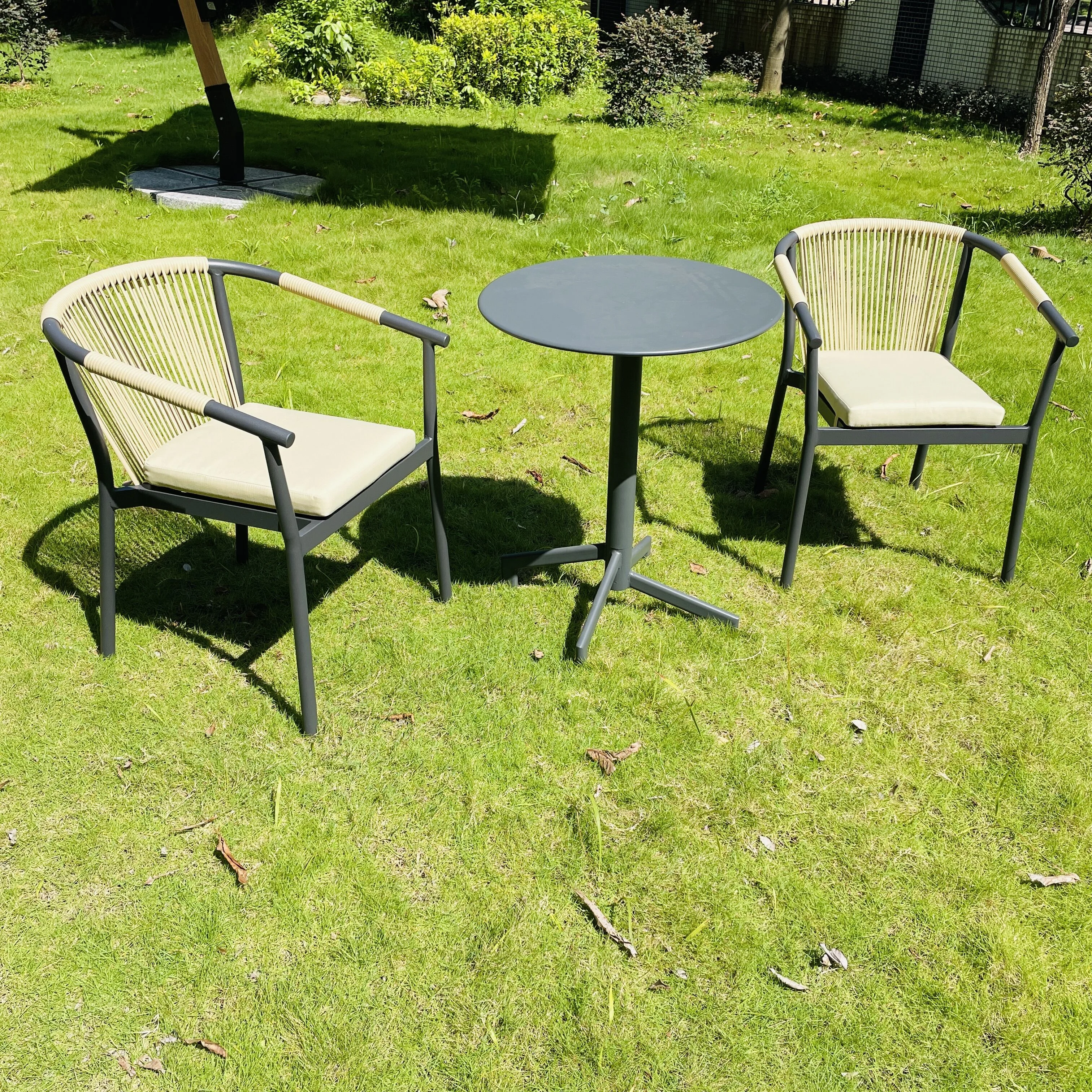 Modern New Patio Garden Outdoor Furniture Aluminum Rope Dining Chairs And Table  Hotel Villa Cafe Restaurant Stackable Chairs