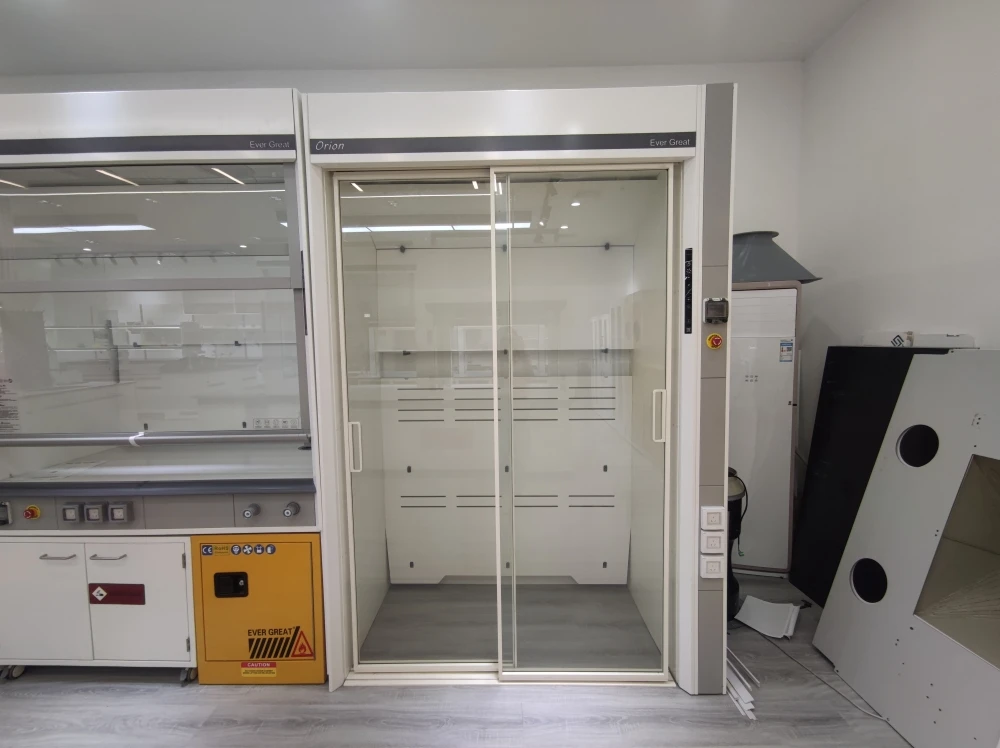 Walk-in fume hood 3.jpg