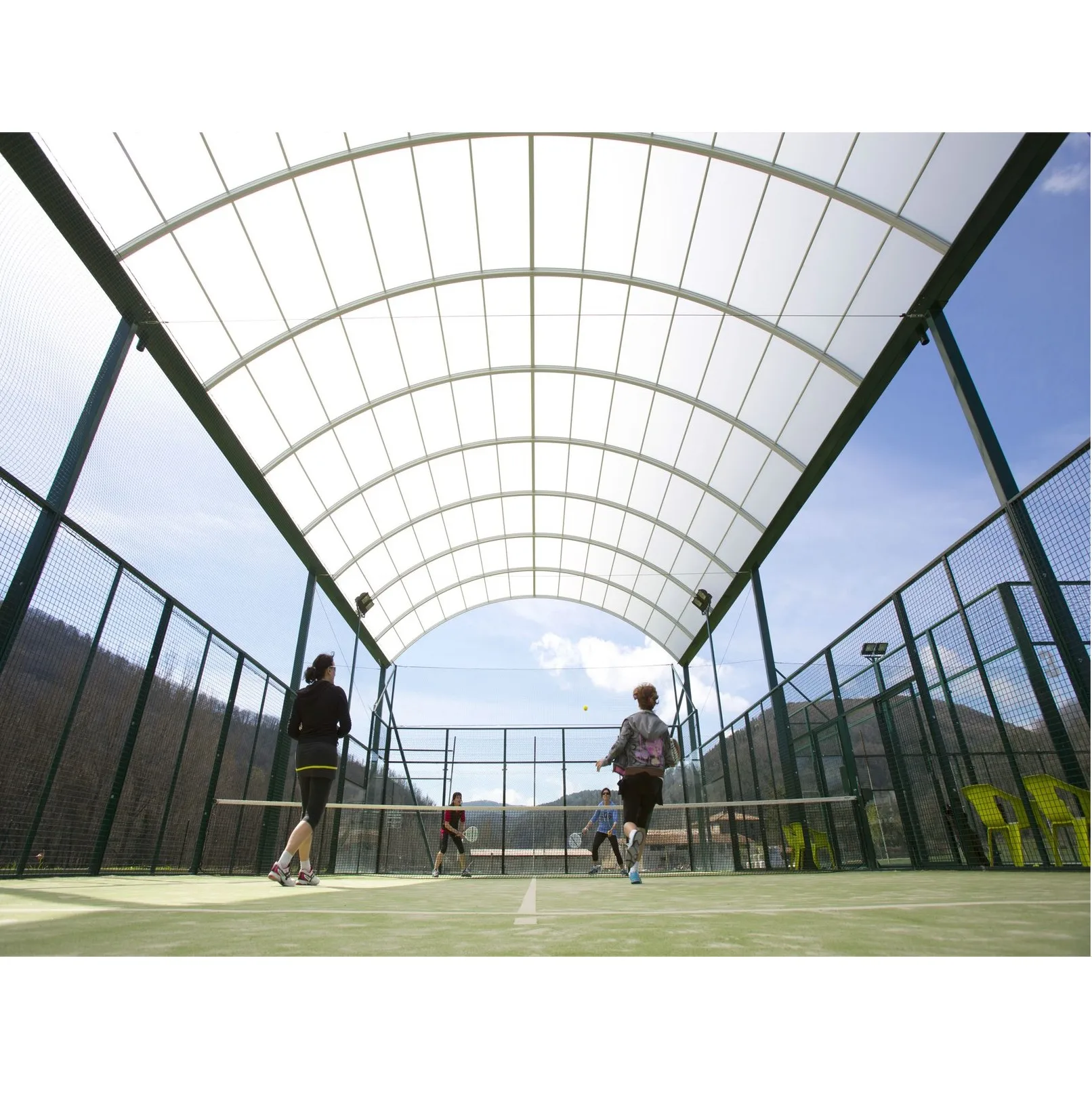 Factory Direct Supply Buy Padel Court Artificial turf Paddle Tennis Court with Automatic Roof ceiling strong paddle set