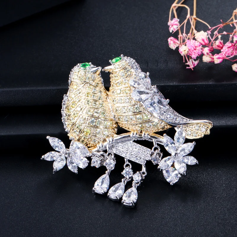 Elegant Jewellery Cubic Zircon Gold and Silver Color Lucky Cute Bird Shape Wire Brooches Pin for Women Jewelry Accessory