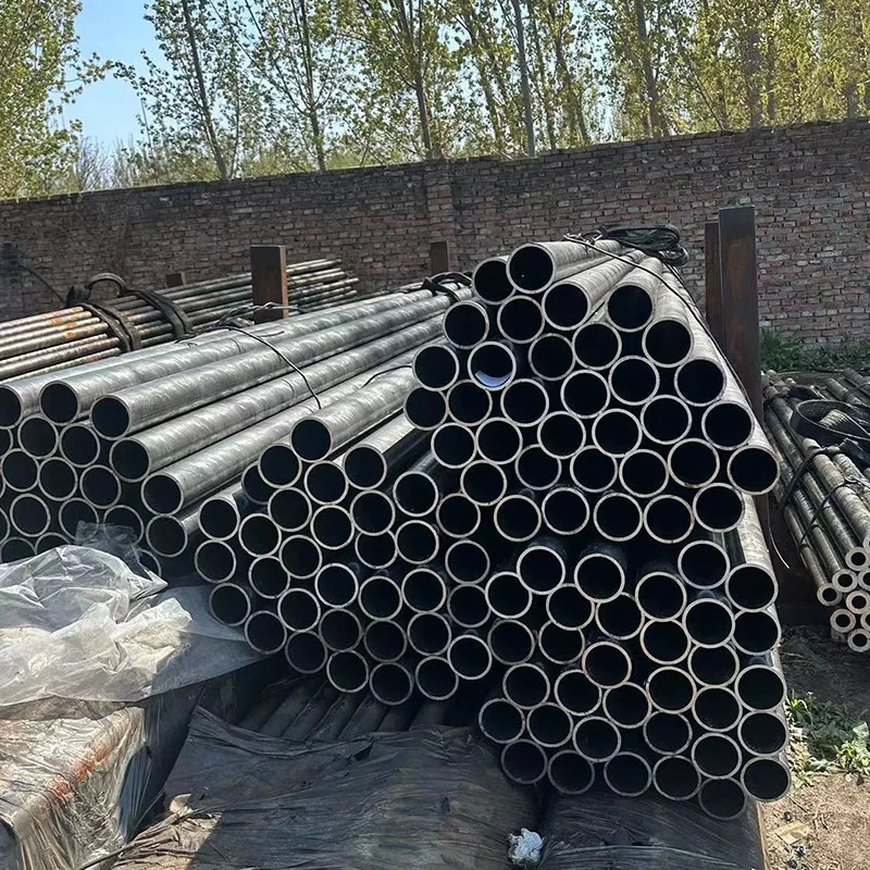 Steel pipes for construction A106 BRG A53 SMLS PIPE Black painted pipeline BE Support tempering