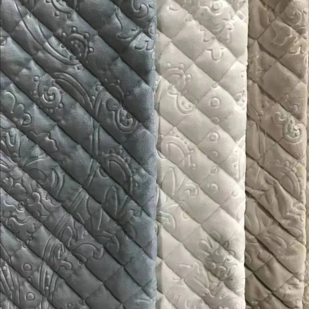 Custom color different thickness polyester quilted velvet design sofa cover fabric