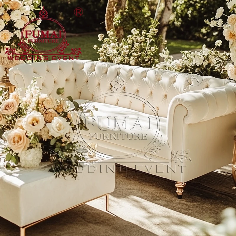 Wholesale High-Density Soft Cushion Gold Frame Fiberglass Banquet Throne Party Event Wedding Sofa for Living Room Use