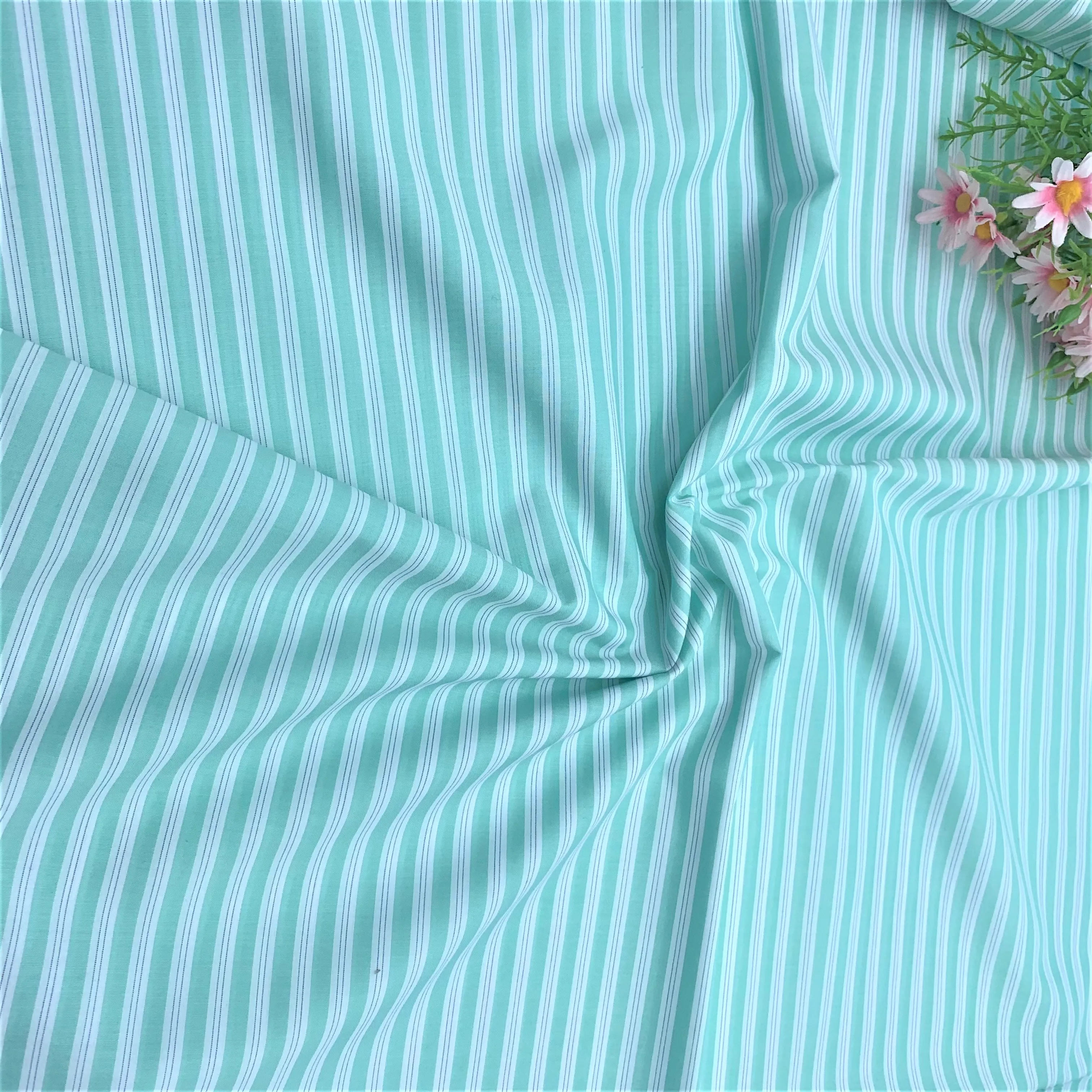 Customized Woven Resist-Dye Poly Rayon Clothspandex trouser fabrics 70 rayon 30 polyester In Stock With Grid Plaid Pattern