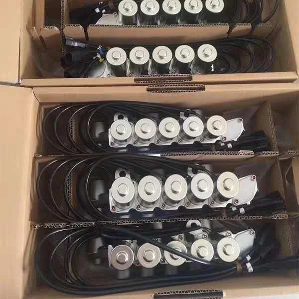 Запасные части экскаватора 207-60-71311 электромагнитный клапан для PC300-7
