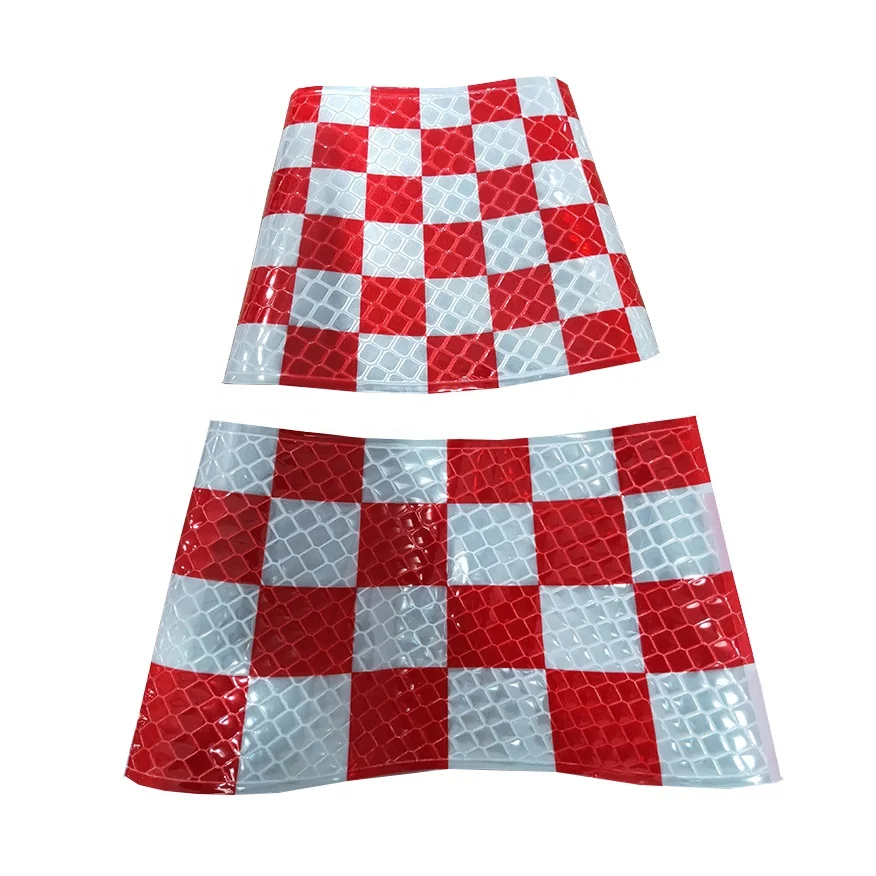 Отражающий красный белый узор прочный EN13422 Замена скольжения на ПВХ предупреждающий отражающий дорожный конус втулки