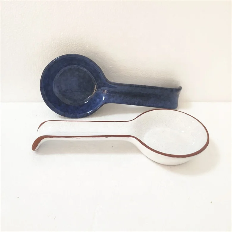 Декоративная кухонная утварь, элегантная керамическая ложка для супа терракотового цвета белого и синего цвета