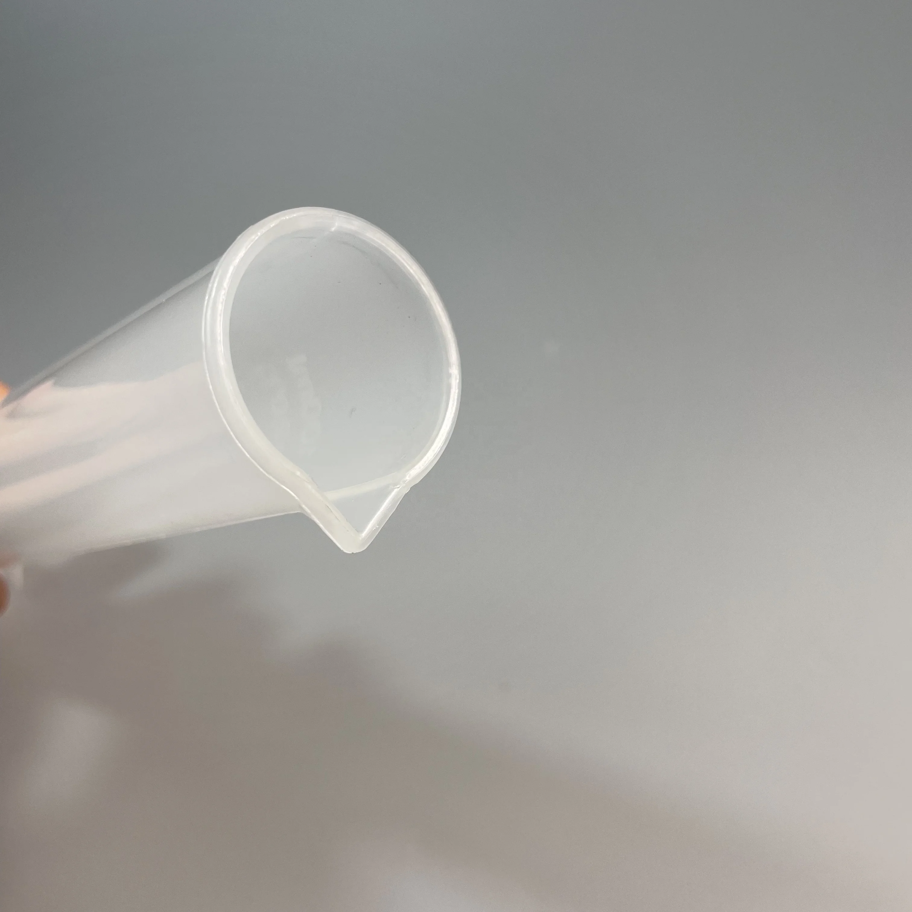 Translucent Plastic Measuring Cylinder Graduated Cylinders For Lab Supplies