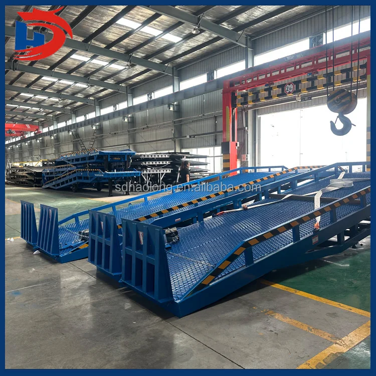 New Heavy Truck Ramp Mobile Boarding Bridge Steel Container Loading Forklift Ramp with Reliable Motor and Engine