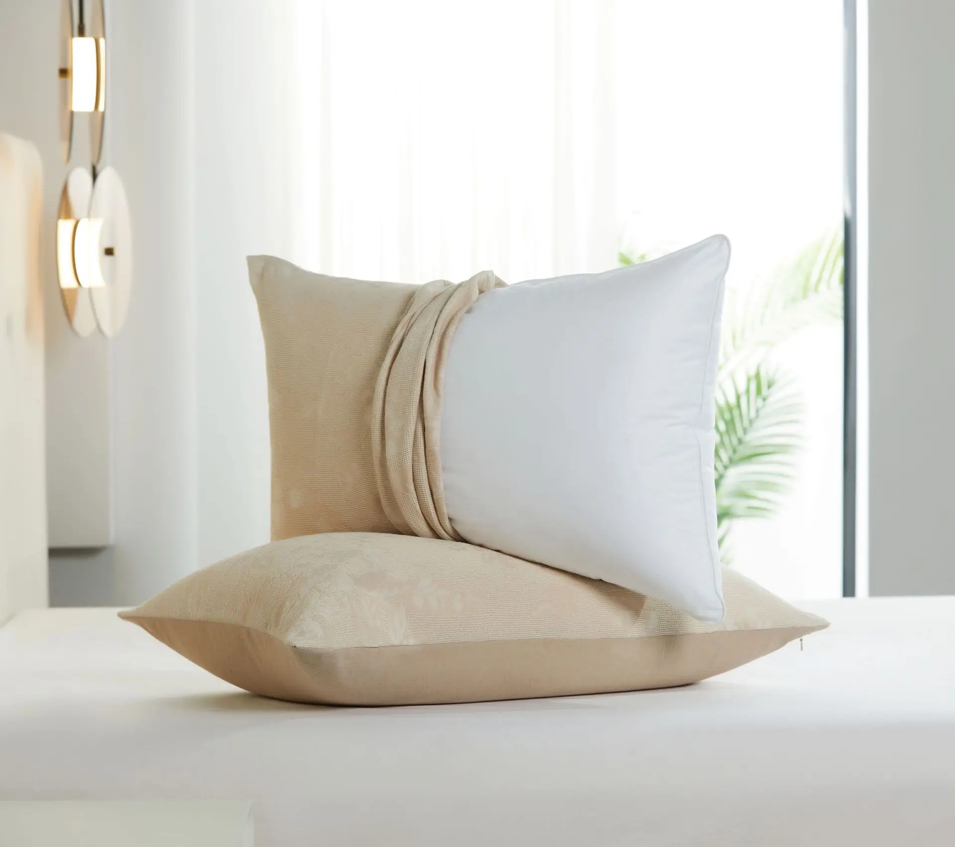 High Quality Wholesale Cost Effective Cheap Polyester Fiber Microfiber Bed Pillow