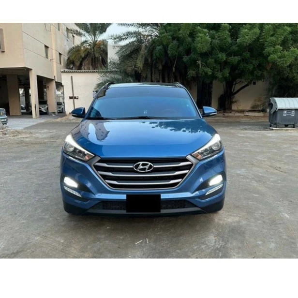 Чистый использованный Hy un dai Tucson 2.0L V4