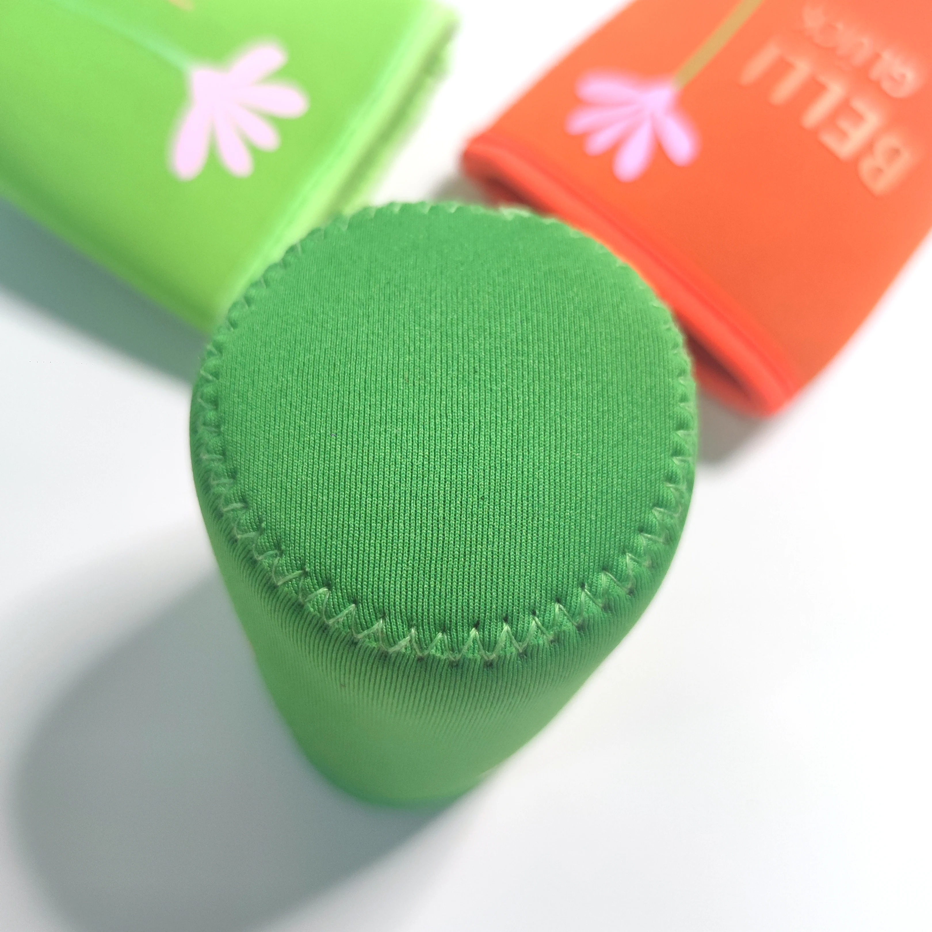 Неопреновый держатель с индивидуальным принтом